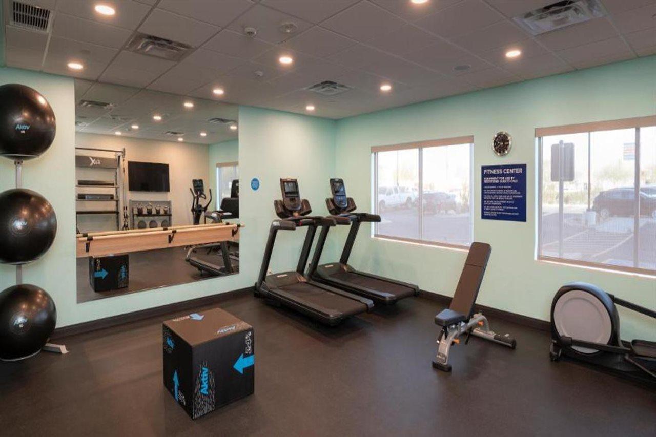 Tru By Hilton Phoenix Glendale Westgate المظهر الخارجي الصورة