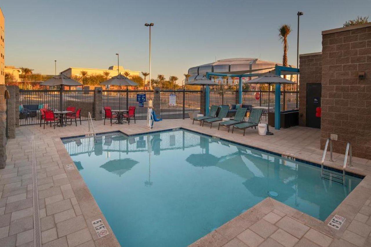 Tru By Hilton Phoenix Glendale Westgate المظهر الخارجي الصورة