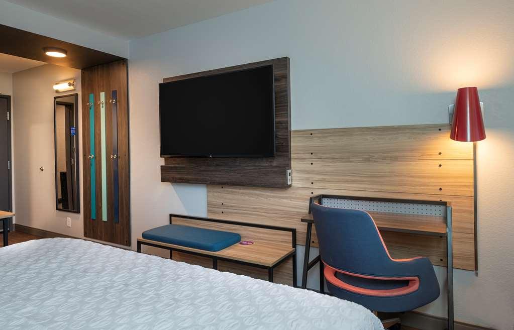 Tru By Hilton Phoenix Glendale Westgate الغرفة الصورة
