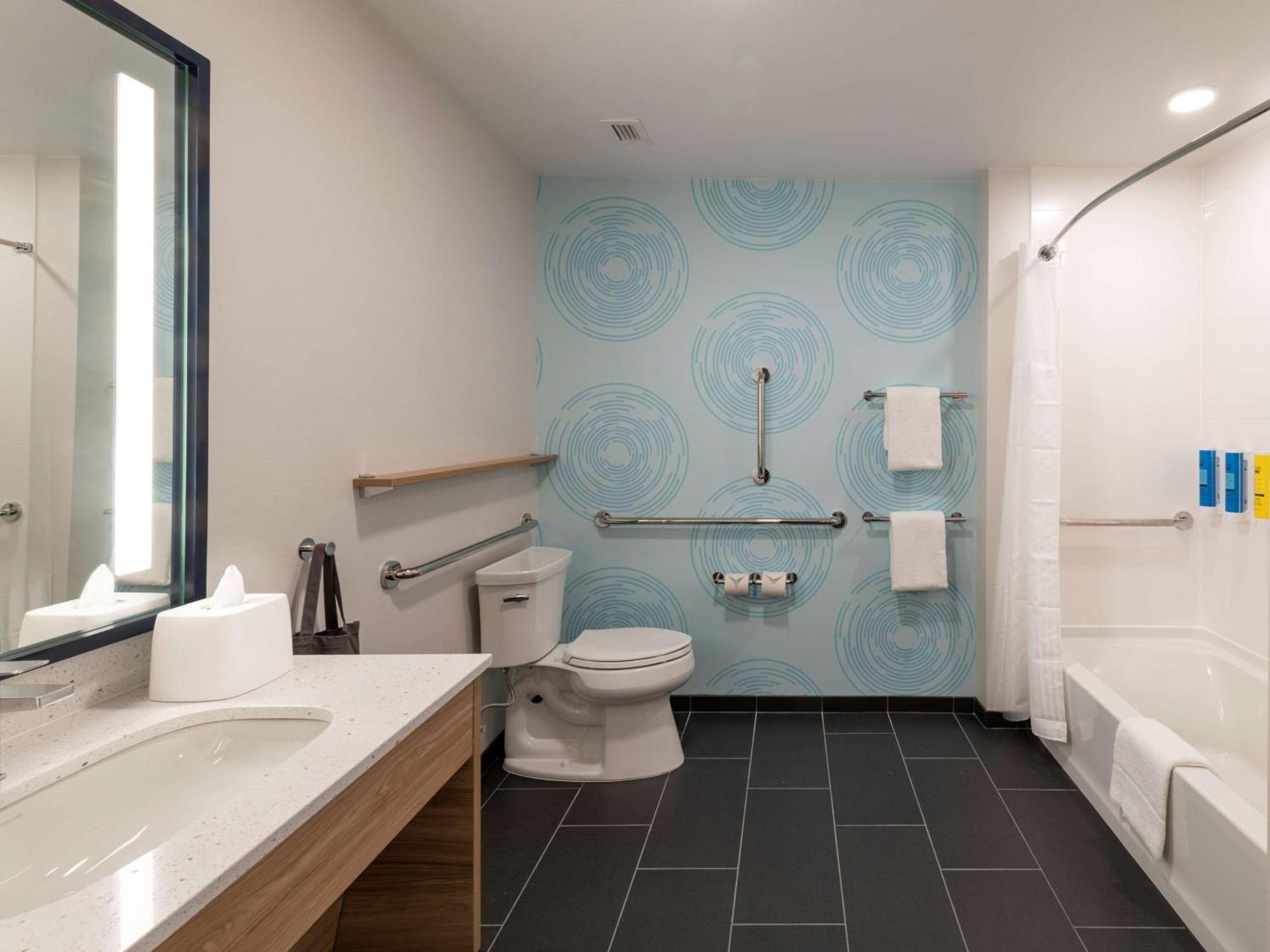 Tru By Hilton Phoenix Glendale Westgate المظهر الخارجي الصورة