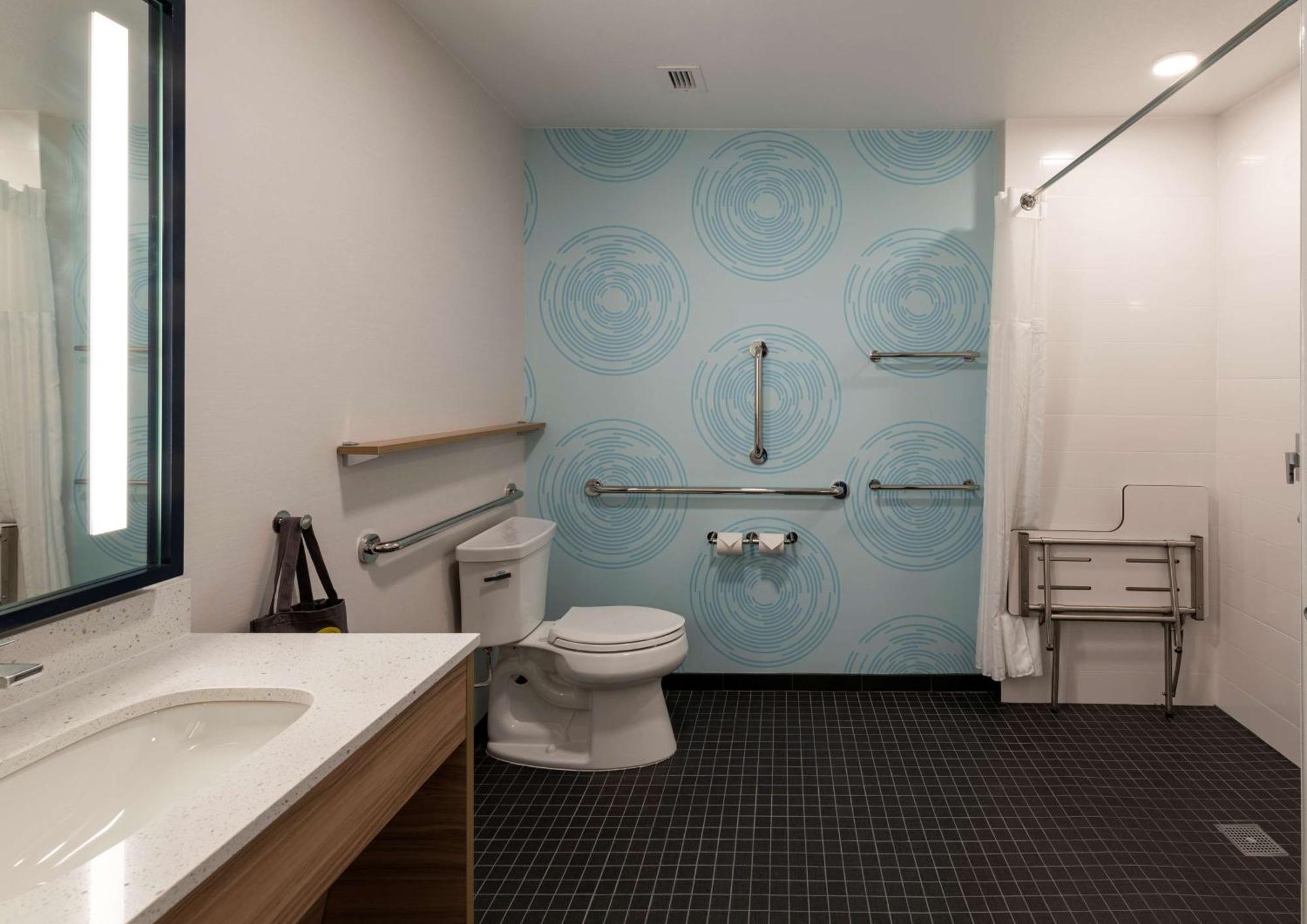 Tru By Hilton Phoenix Glendale Westgate المظهر الخارجي الصورة