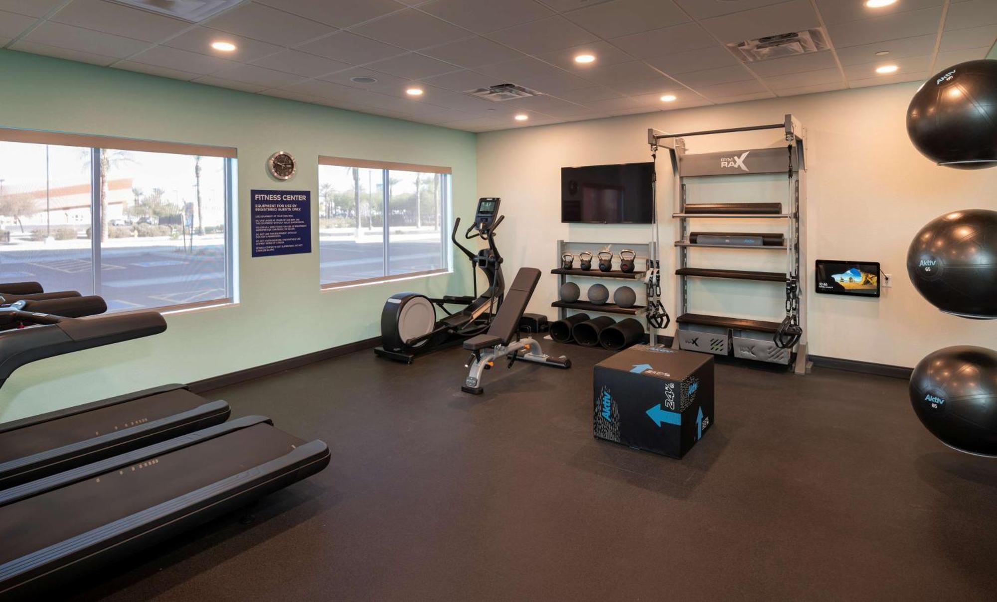 Tru By Hilton Phoenix Glendale Westgate المظهر الخارجي الصورة