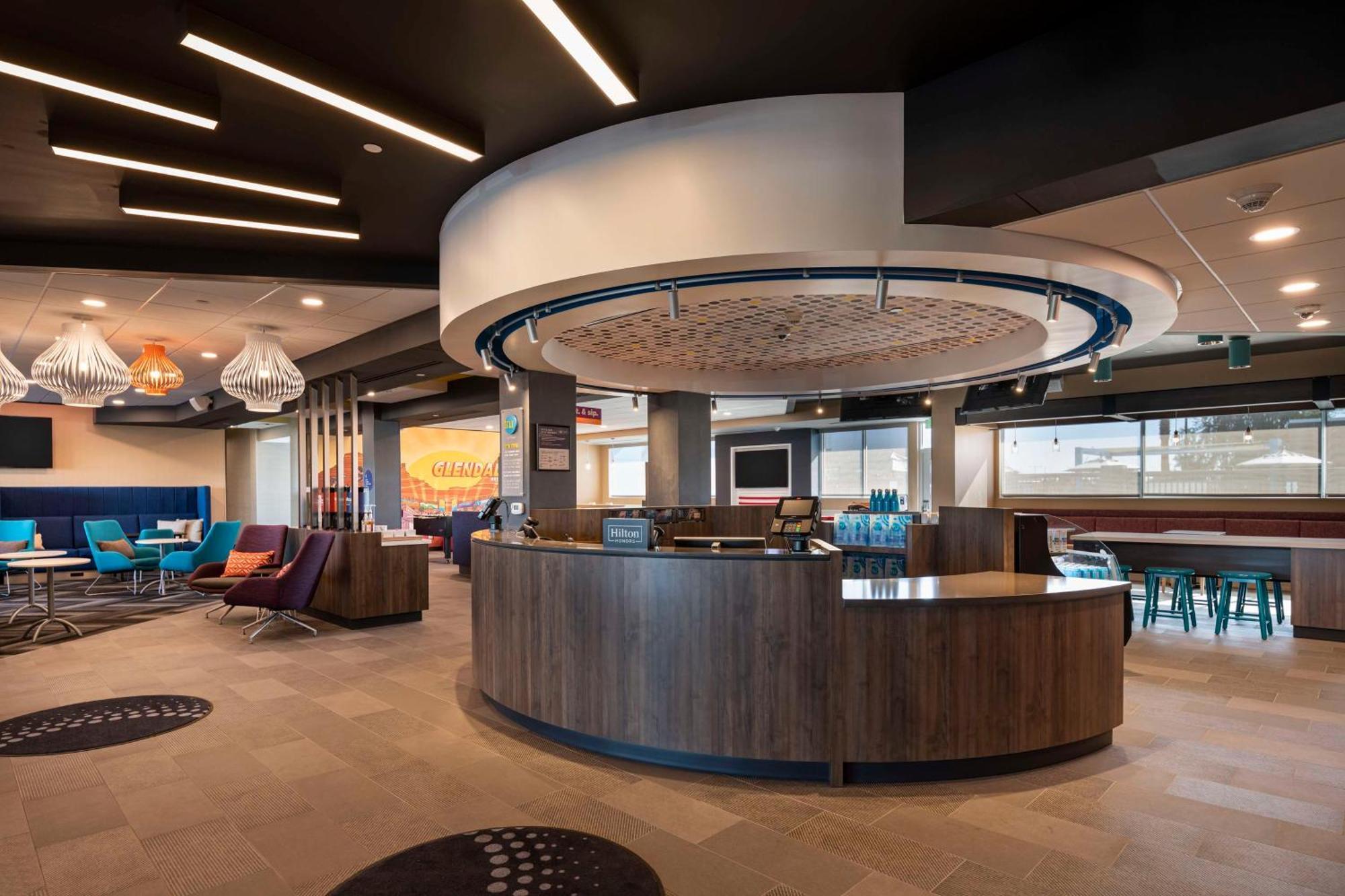 Tru By Hilton Phoenix Glendale Westgate المظهر الخارجي الصورة